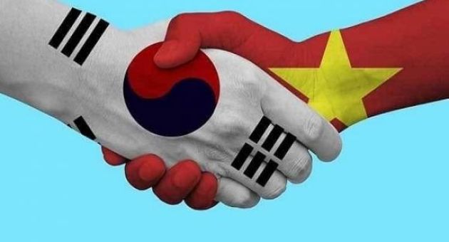 Hội Hữu nghị Hàn – Việt tặng khẩu trang cho cộng đồng người Việt Nam tại Hàn...