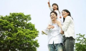 Tại sao đàn ông cần sinh con khi còn trẻ?