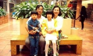 /thumb/thumb.php?src=images/stories/content/2020/05/29/42_1_ba-rut-ong-tho-cho-con.jpg&w=300&h=180&zc=1&q=80&a=c