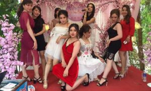 Căn bệnh thích thể hiện của người Việt