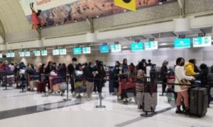 Tiếp tục đưa gần 350 công dân Việt Nam từ Canada về nước