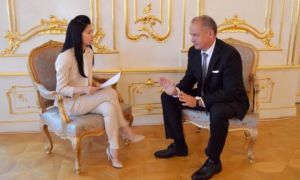 Gặp cô gái Việt lớn lên ở Séc, làm việc cho tờ báo đắt giá của Mỹ