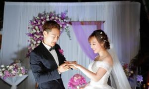 Chuyện tình đẹp giữa nàng Việt – chàng Hàn từ một cú va định mệnh ở sân bay:...