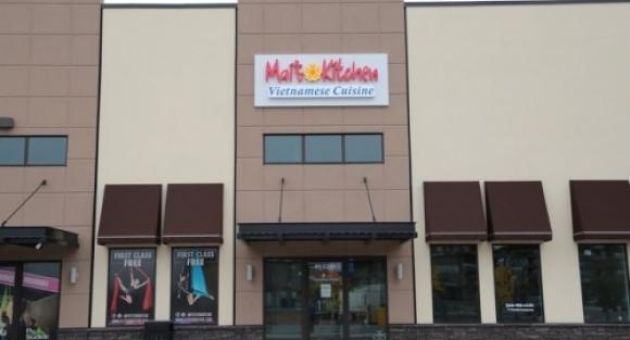 Nhà hàng Việt bị phân biệt chủng tộc tại Canada