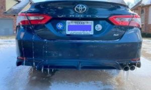 Trong nhà như “tủ lạnh”, người Việt ở Texas cầu viện đồng hương
