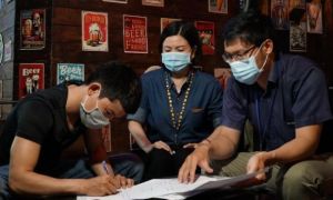 Lực lượng chức năng 'xuống đường' yêu cầu chủ quán bia đường Phạm Văn Đồng...