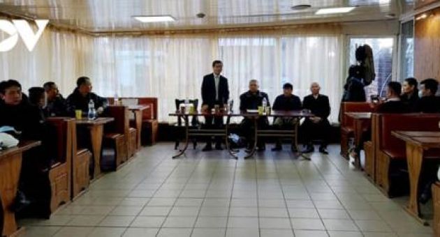 Đại sứ Việt Nam tại Ukraine gặp gỡ cộng đồng người Việt ở miền Nam đất nước