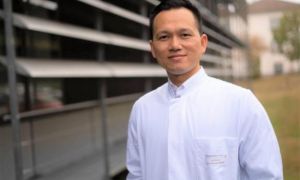 “Tôi không thể về Việt Nam vì Đức cứ phong tỏa mãi”