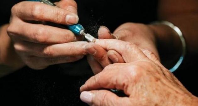 Nghề nail ở Mỹ: “Muốn làm ăn tử tế thì vào khu ít người Việt thôi!”