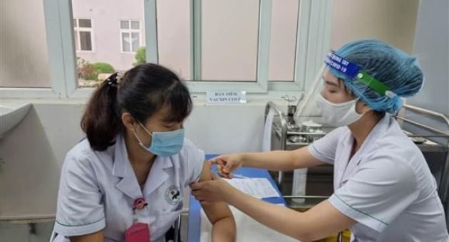 Sức khoẻ tình nguyện viên thử nghiệm vaccine COVID-19 của Việt Nam thế nào?