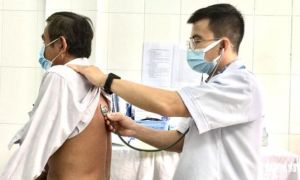 Chiều 8-4: Thêm 9 người nhập cảnh mắc COVID-19, hơn 55.000 người tiêm vắc xin...