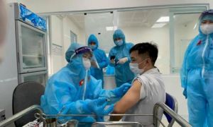 Bắt đầu tiêm vaccine COVID-19 đợt 2 cho người dân cả nước