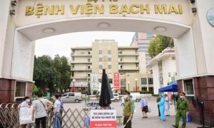Giám đốc Bệnh viện Bạch Mai thừa nhận gần 200 cán bộ, nhân viên nghỉ việc