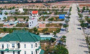 Sốt đất ở nhiều nơi: Không thỏa mãn với hoa hồng, 'cò' ào ạt bùng cọc kiếm lời