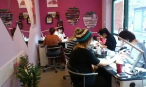 Vì sao người Việt làm nails ở Mỹ nhiều đến như vậy?