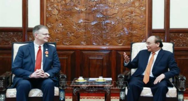 Chủ tịch nước Nguyễn Xuân Phúc nhận thư chúc mừng của Tổng thống Joe Biden
