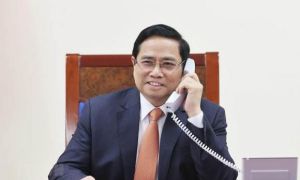 Thủ tướng Phạm Minh Chính điện đàm với Thủ tướng Singapore