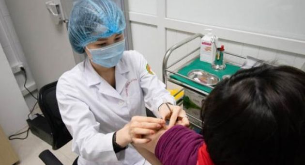 100% tình nguyện viên tiêm vắc xin phòng COVID-19 Nano Covax của Việt Nam đều...