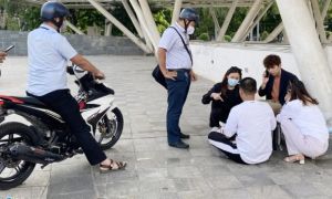 Không đeo khẩu trang, 6 người bị phạt 12 triệu ở TP.HCM