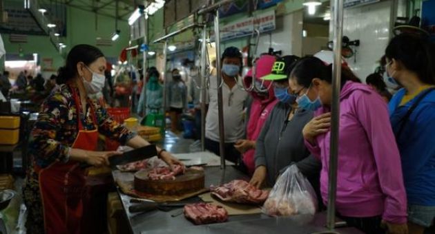 Xét nghiệm tiểu thương không ai nhiễm COVID-19, Đà Nẵng mở lại chợ Đống Đa