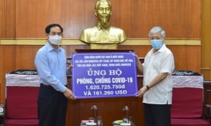 Kiều bào phát động chiến dịch