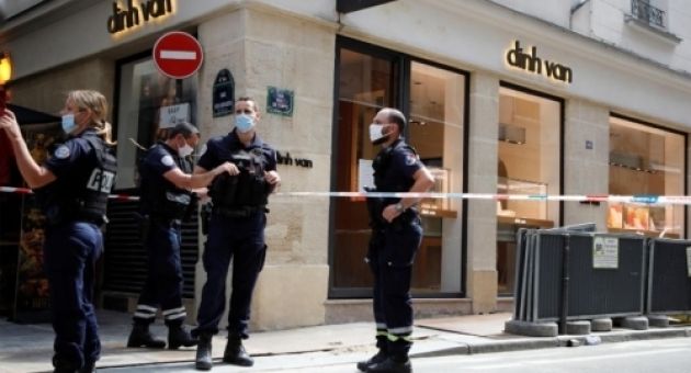 Tiệm trang sức của nhà thiết kế gốc Việt ở Paris bị cướp