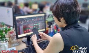 Banker trúng đậm nhờ ''ôm'' cổ phiếu ngân hàng