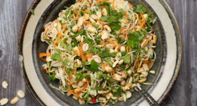 Nộm su hào cà rốt thơm ngon chống ngán, món ngon vô đối của mẹ tôi