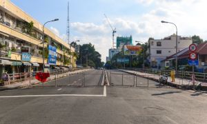 TP.HCM trước và sau ngày nới lỏng giãn cách: Những hình ảnh không thể nào quên