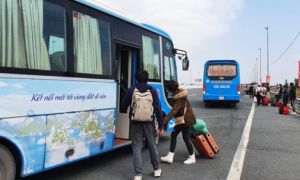 Quảng Ninh miễn phí xét nghiệm, cách ly, tìm nguồn vắc xin cho dân từ các tỉnh...