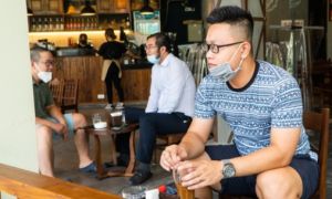 Hà Nội hỏa tốc: Từ 6h sáng mai 14-10, xe buýt chạy lại, hàng quán được phục vụ...