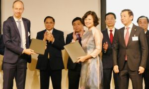 /thumb/thumb.php?src=images/stories/content/2021/11/04/1_viet---phap-khong-bo-duoc-nhau-thu-tuong-chung-kien-hop-tac-xe-dien-trai-cay-viet-vao-phap.jpg&w=300&h=180&zc=1&q=80&a=c