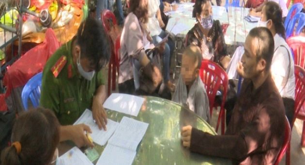 Long An tiếp tục đến kiểm tra 'Tịnh thất Bồng Lai': 7 trẻ sống cùng 3 mẹ ruột...