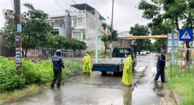 Đà Nẵng tái lập chốt tại 2 vùng dịch cấp độ 3, dừng bán hàng ăn tại chỗ
