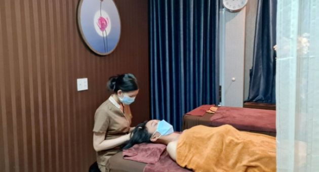 TP.HCM: Tiệm karaoke, spa… bắt đầu hoạt động lại sau nửa năm đóng cửa