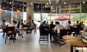 Hơn 1.700 ca COVID-19 từ ngày ‘bình thường mới’, Nghệ An dừng nhiều hoạt động