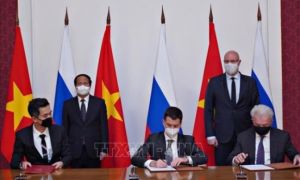 Việt Nam nhận chuyển giao công nghệ sản xuất vaccine Sputnik V của Nga