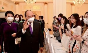 Người Việt ở Nga mong được về thăm quê nhà