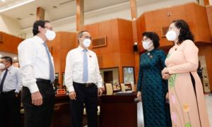 TPHCM xem xét tạm hoãn việc cho trẻ lớp một tới trường