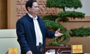 Thủ tướng: Phấn đấu hết tháng 1-2022 tiêm đủ 2 mũi cho trẻ 12-18 tuổi