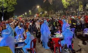 Vụ thu phí xét nghiệm ''cắt cổ'': Công ty chịu trả tiền lại cho công nhân