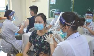 Quảng Ninh tiêm vắc xin mũi 3 phòng COVID-19 từ ngày 18-12