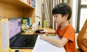Học sinh lớp 1, 2 không bắt buộc thi trực tiếp
