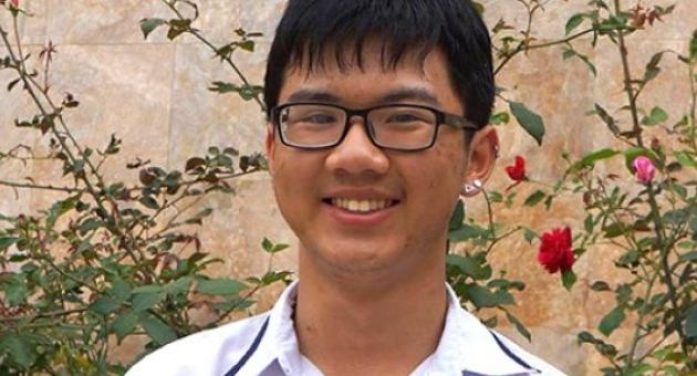 Nam sinh khuyết tật giành học bổng 5 tỷ đồng: Thành công nhờ bài luận về con...