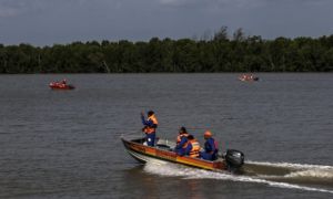 Tàu chở 60 người di cư Indonesia gặp nạn ngoài khơi Malaysia