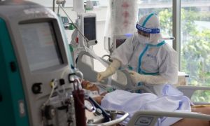 Bác sĩ nói về điểm chung của các ca Covid-19 nặng, nguy kịch ở Hà Nội