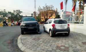 Bị tạm đình chỉ công tác hôm trước, hôm sau chủ tịch xã lái xe tải gây tai nạn...