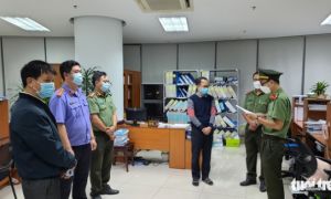 Cán bộ sở Đà Nẵng nhận hối lộ, tiếp tay đường dây chuyên gia ‘dỏm’ nhập cảnh...