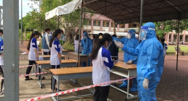 Hơn 92.000 học sinh Trà Vinh được miễn học phí