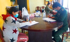Ba du khách gặp nạn trên biển, một người được cứu kịp thời